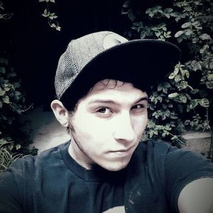 Meet your Posher, Kyle